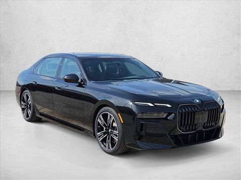 New 2026 BMW 740i xDrive AWD/4WD image 6