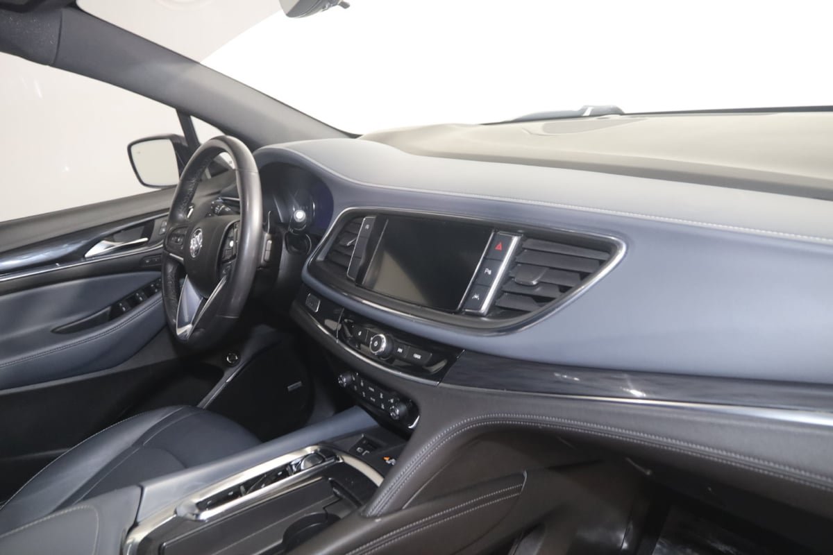 Used 2024 Buick Enclave Premium FWD image 34