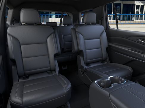 New 2026 Chevrolet Traverse LT w/ Driver Confidence Package FWD image 17