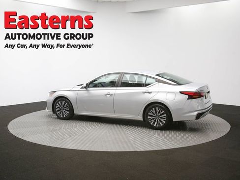 Used 2023 Nissan Altima 2.5 SV image 60