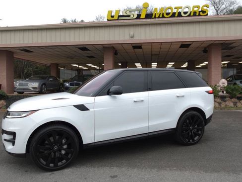 Used 2017 Land Rover Range Rover Sport HSE AWD/4WD image 5