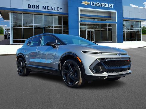 New 2026 Chevrolet Equinox EV RS image 1