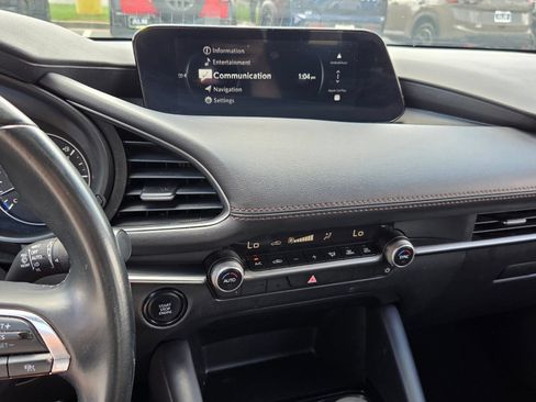 Used 2024 MAZDA MAZDA3 s FWD image 18