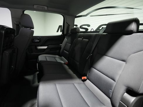 Used 2018 Chevrolet Silverado 1500 LT w/ All Star Edition image 7