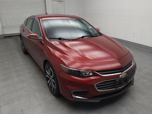Used 2018 Chevrolet Malibu LT w/ Driver Confidence Package FWD image 13