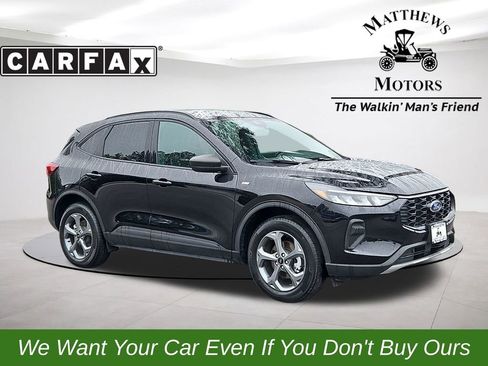 Used 2025 Ford Escape ST-Line AWD/4WD image 1