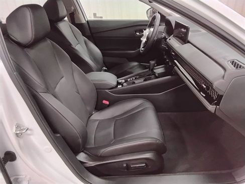 Used 2024 Honda Accord EX-L image 13