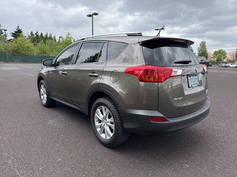 Used 2015 Toyota RAV4 Limited AWD/4WD image 5