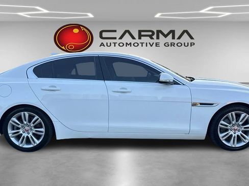 Used 2019 Jaguar XE Premium RWD image 6