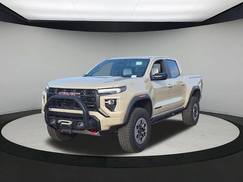 Used 2023 GMC Canyon AT4X w/ Edition 1 AWD/4WD image 4