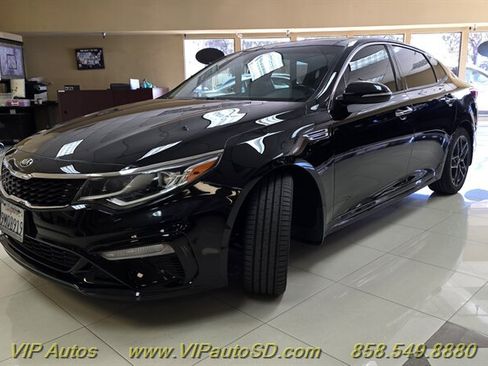 Used 2020 Kia Optima SE FWD image 2