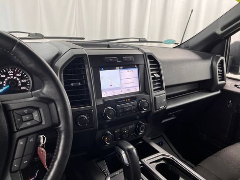 Used 2019 Ford F150 XLT w/ Equipment Group 302A Luxury AWD/4WD image 10