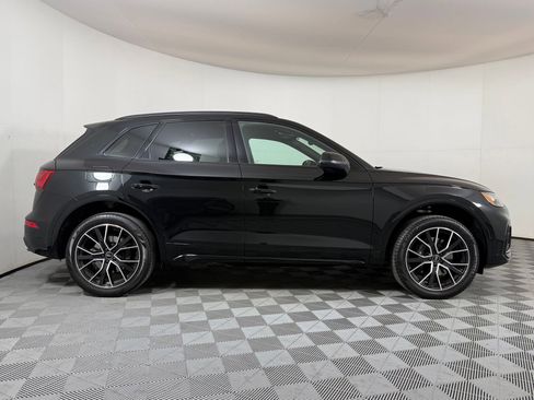 Used 2023 Audi SQ5 Premium Plus w/ Premium Plus Package image 8