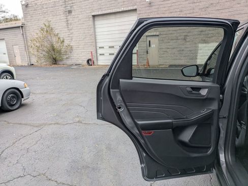 Used 2025 Ford Escape Active image 24