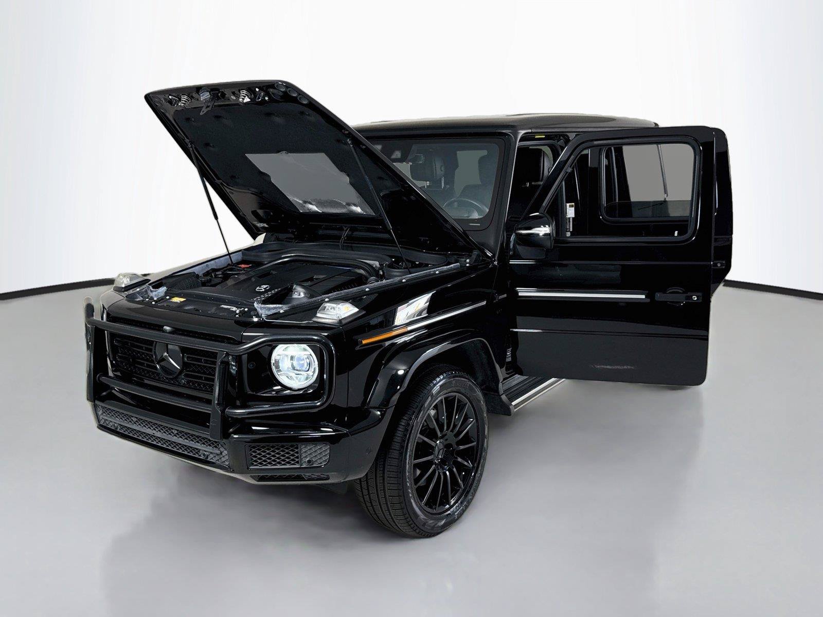 Used 2022 Mercedes-Benz G 550 w/ Exclusive Interior Package image 36