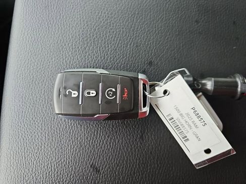 Used 2025 RAM 1500 Big Horn image 34