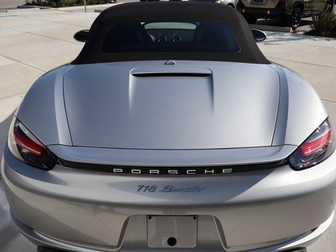 Used 2023 Porsche 718 Boxster image 19
