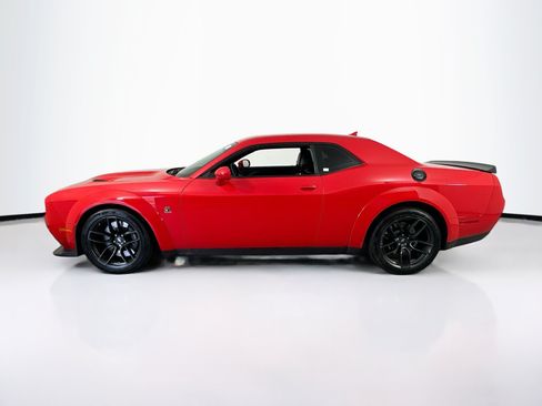 Used 2022 Dodge Challenger R/T Scat Pack RWD image 8