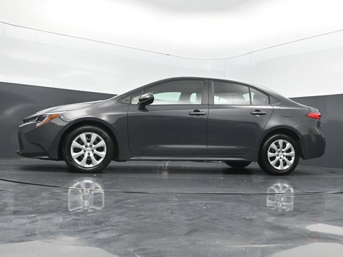 Used 2026 Toyota Corolla LE FWD image 36