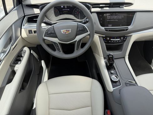 New 2026 Cadillac XT5 Premium Luxury w/ Driver Assist Package FWD image 14