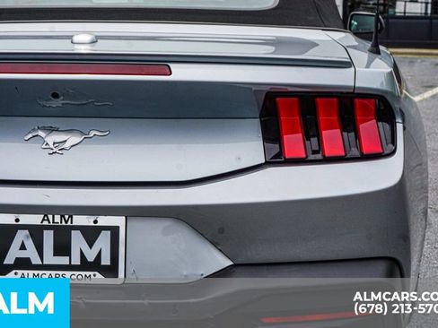 Used 2025 Ford Mustang Premium RWD image 12