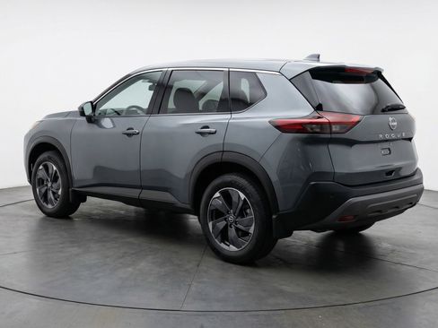 Used 2025 Nissan Rogue SV FWD image 6
