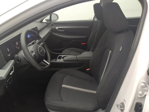 Used 2025 Hyundai Sonata SEL FWD image 17