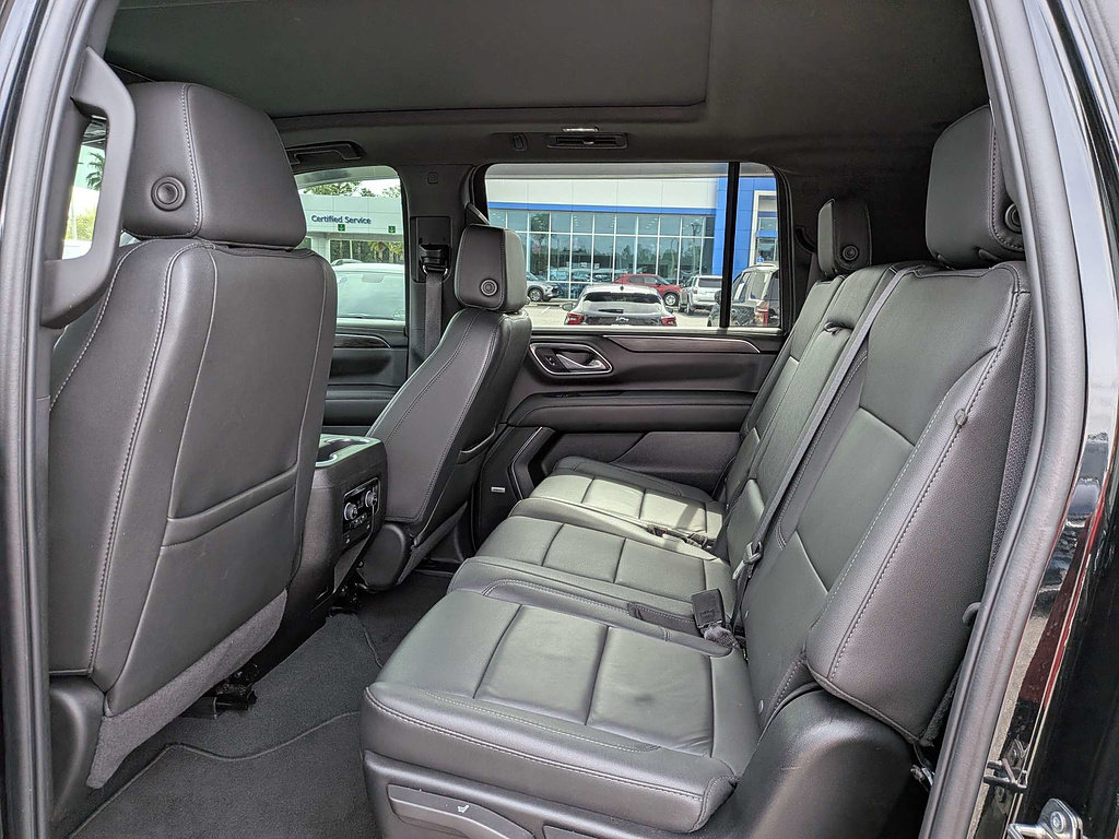 Certified 2024 Chevrolet Suburban LT AWD/4WD image 41