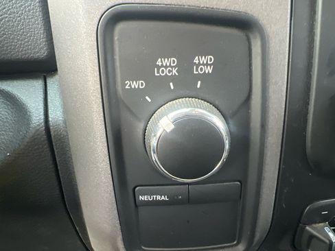 Used 2016 RAM 3500 Tradesman w/ Chrome Appearance Group image 22