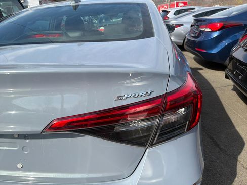 Used 2024 Honda Civic Sport image 8