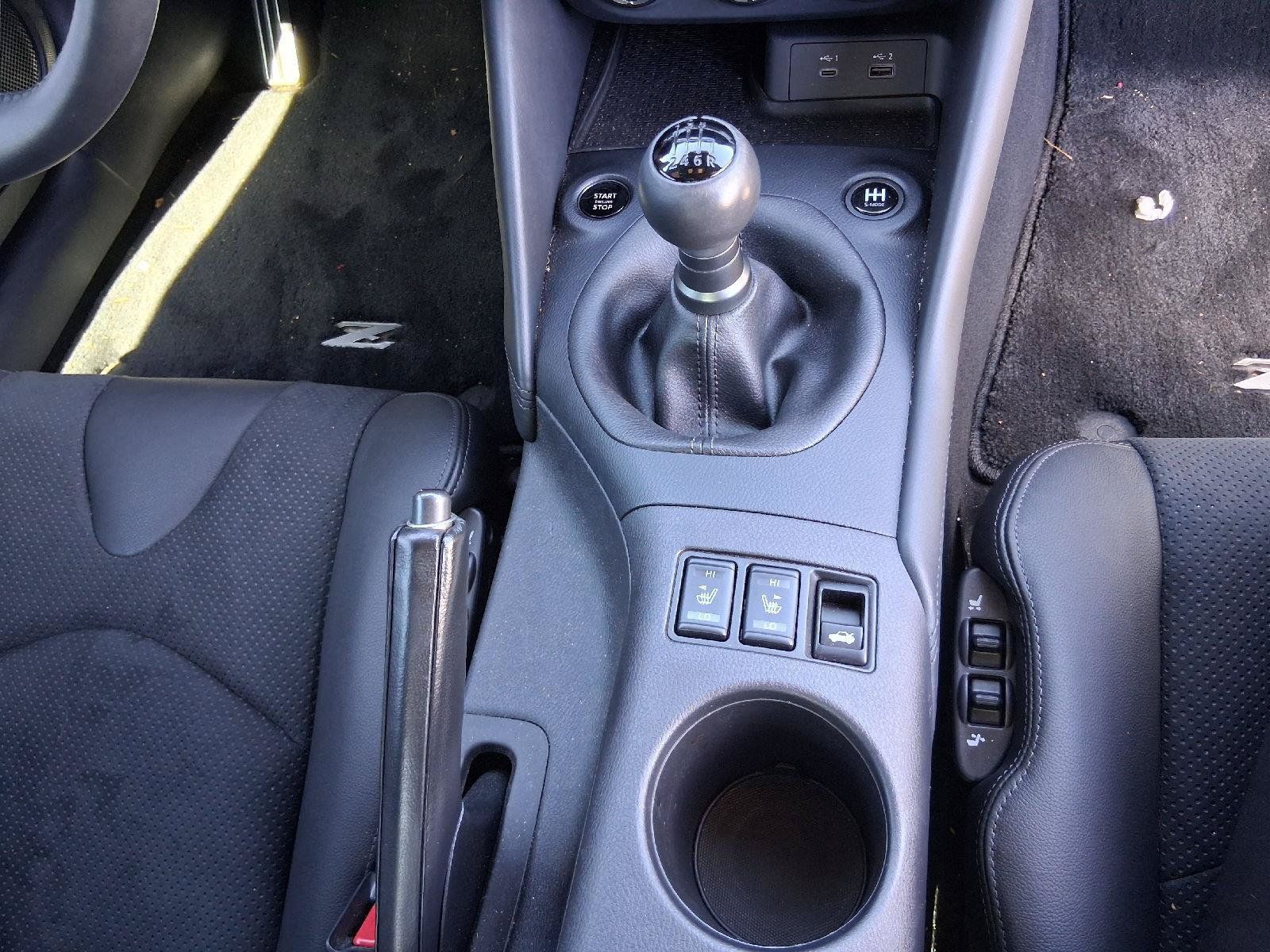 Used 2024 Nissan Z Performance w/ Floor Mat Package RWD image 23