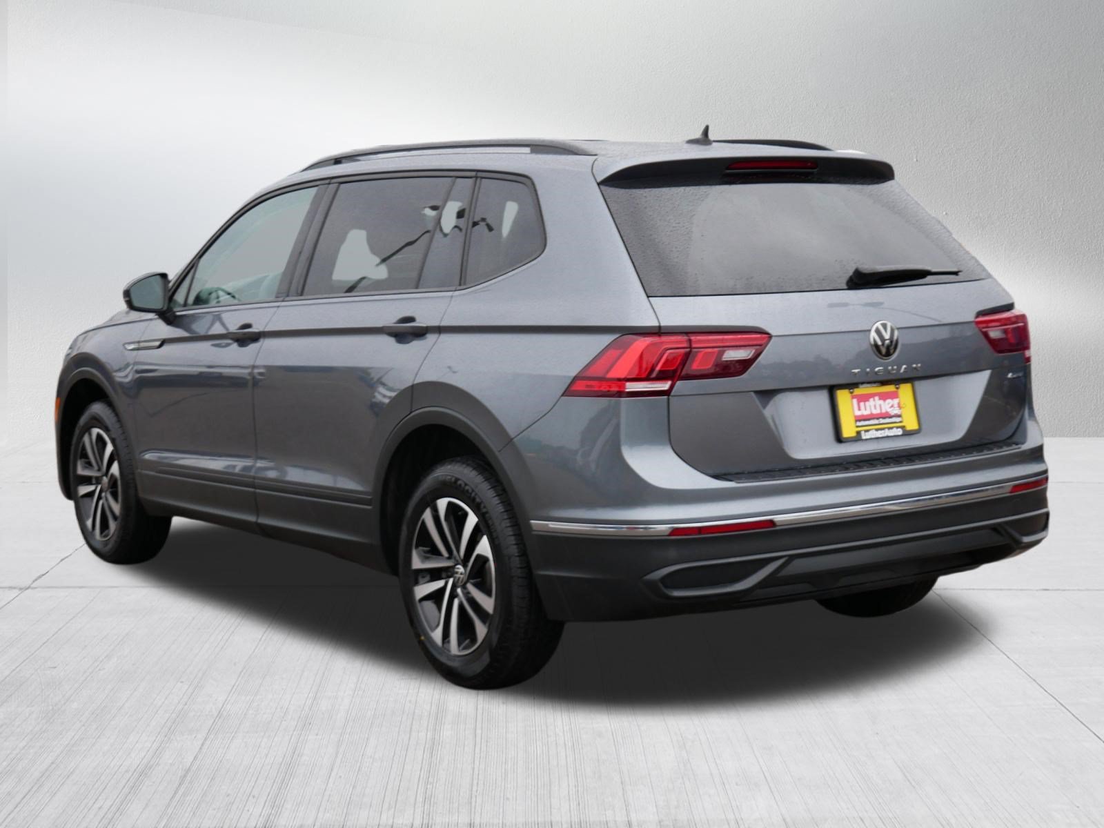 Used 2023 Volkswagen Tiguan S w/ Driver Assistance Package AWD/4WD image 5