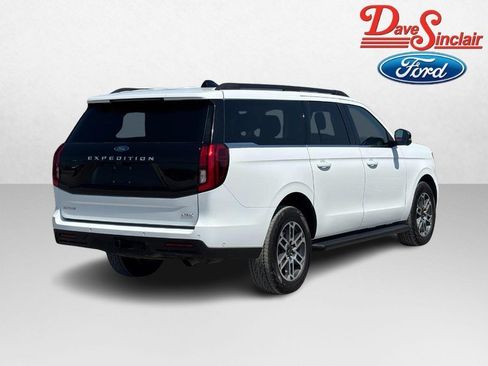 Used 2025 Ford Expedition Max Active AWD/4WD image 7