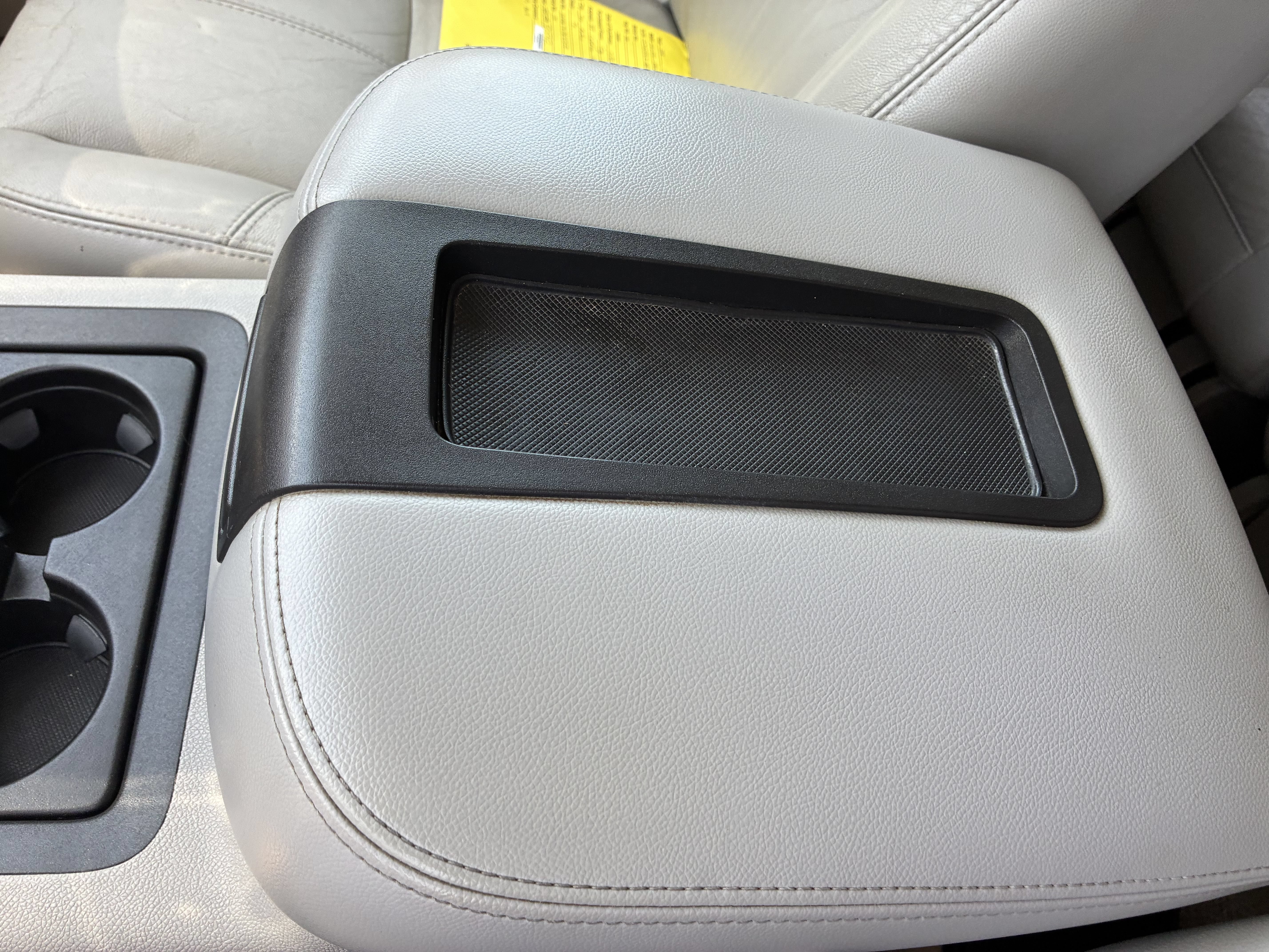 Used 2007 Chevrolet Suburban LT w/ LT Preferred Equipment Group AWD/4WD image 19