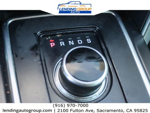 Used 2018 Land Rover Discovery Sport SE image 17