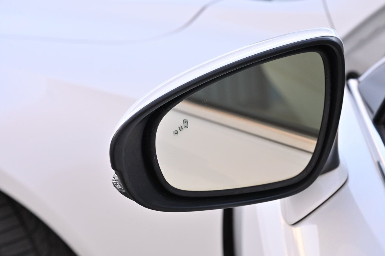 Used 2015 Lexus IS 250 w/ Premium Package RWD image 31