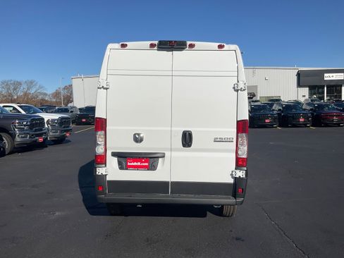New 2026 RAM ProMaster 2500 w/ Cold Weather Group image 5