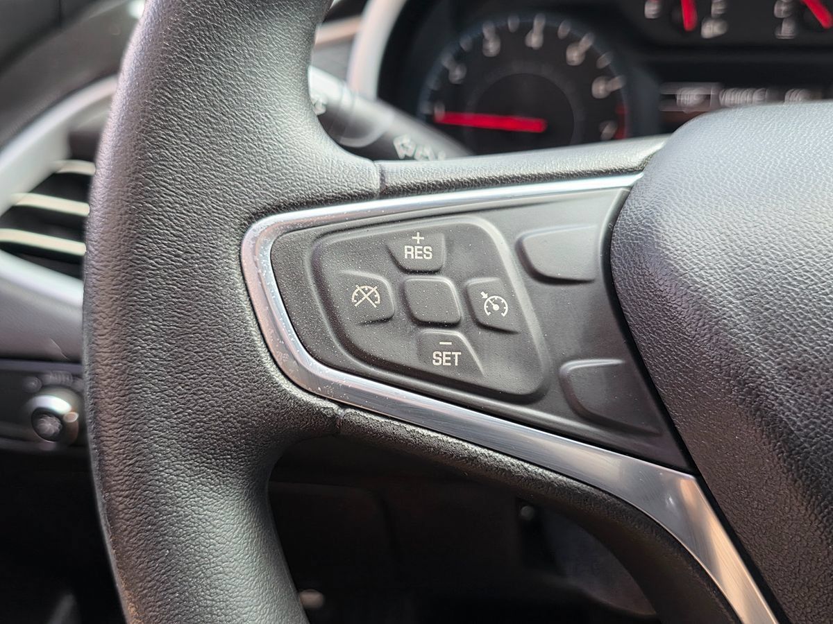 Used 2018 Chevrolet Malibu LS FWD image 31