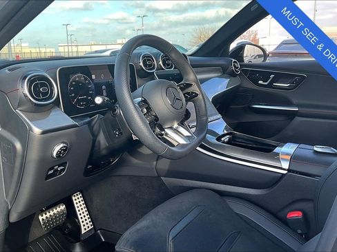 Used 2024 Mercedes-Benz GLC 43 AMG 4MATIC image 18