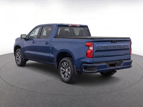 Used 2022 Chevrolet Silverado 1500 RST AWD/4WD image 3