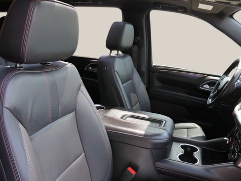 Used 2022 Chevrolet Tahoe RST w/ Luxury Package AWD/4WD image 24