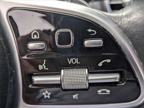 Used 2019 Mercedes-Benz C 300 Sedan image 10