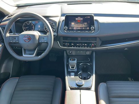 New 2026 Nissan Rogue SV image 14