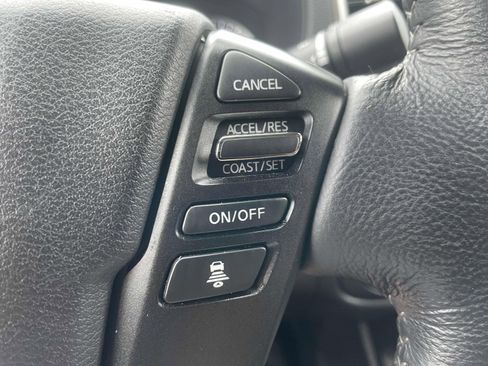 Used 2022 Nissan Frontier SV AWD/4WD image 21