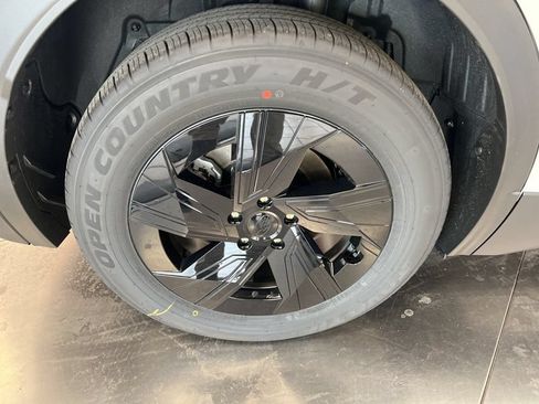 New 2026 Subaru Uncharted AWD image 13