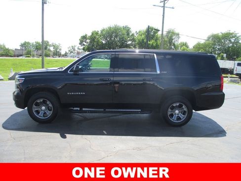 Used 2017 Chevrolet Suburban LT AWD/4WD image 10