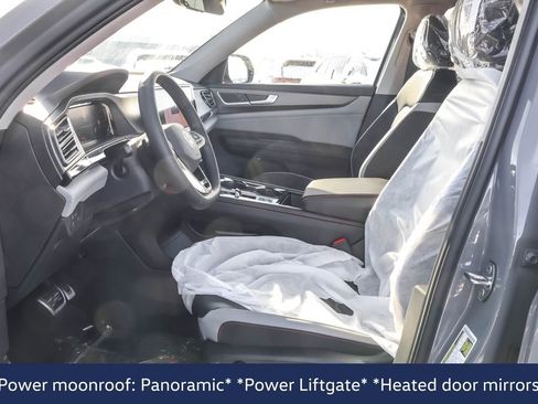 New 2026 Volkswagen Atlas Peak Edition image 6