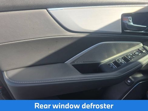 Used 2024 Acura MDX w/ Technology Package FWD image 15