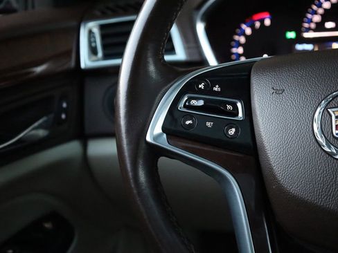 Used 2015 Cadillac SRX Luxury image 31