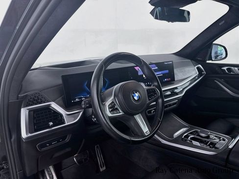 Used 2024 BMW X7 xDrive40i w/ M Sport Package AWD/4WD image 9